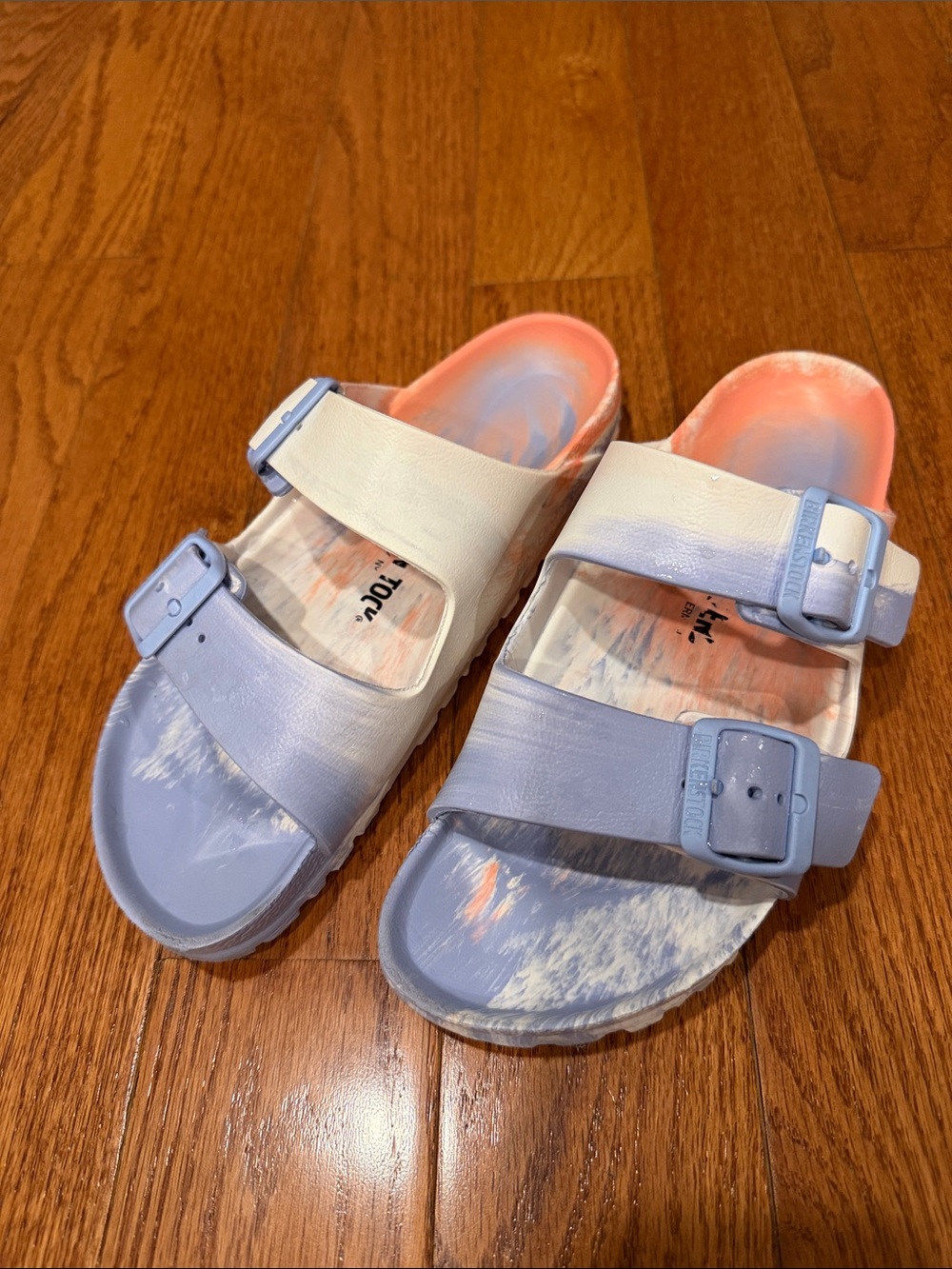 Birkenstock swirled color Arizona slide sandals